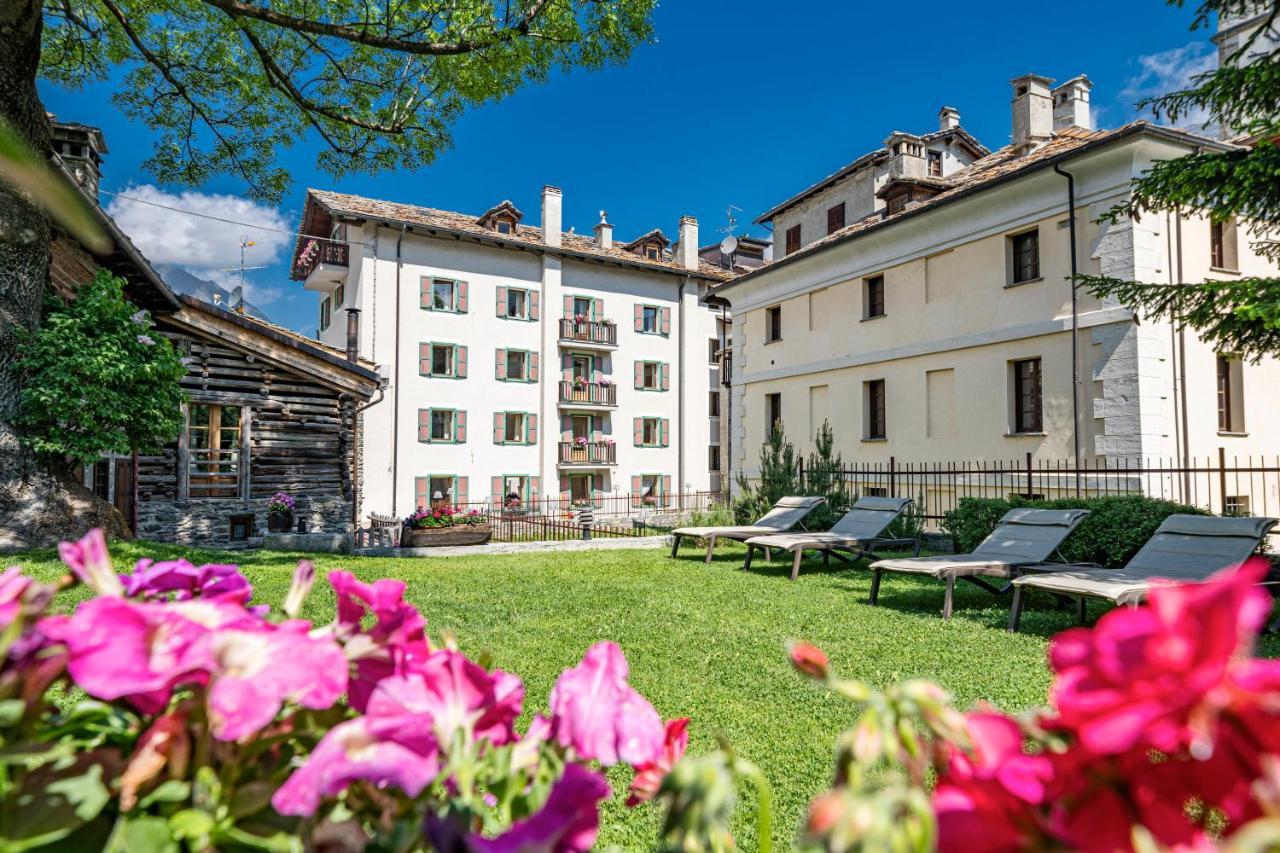 Hotel Du Grand Paradis&Wellness La Baita Cogne Exterior foto